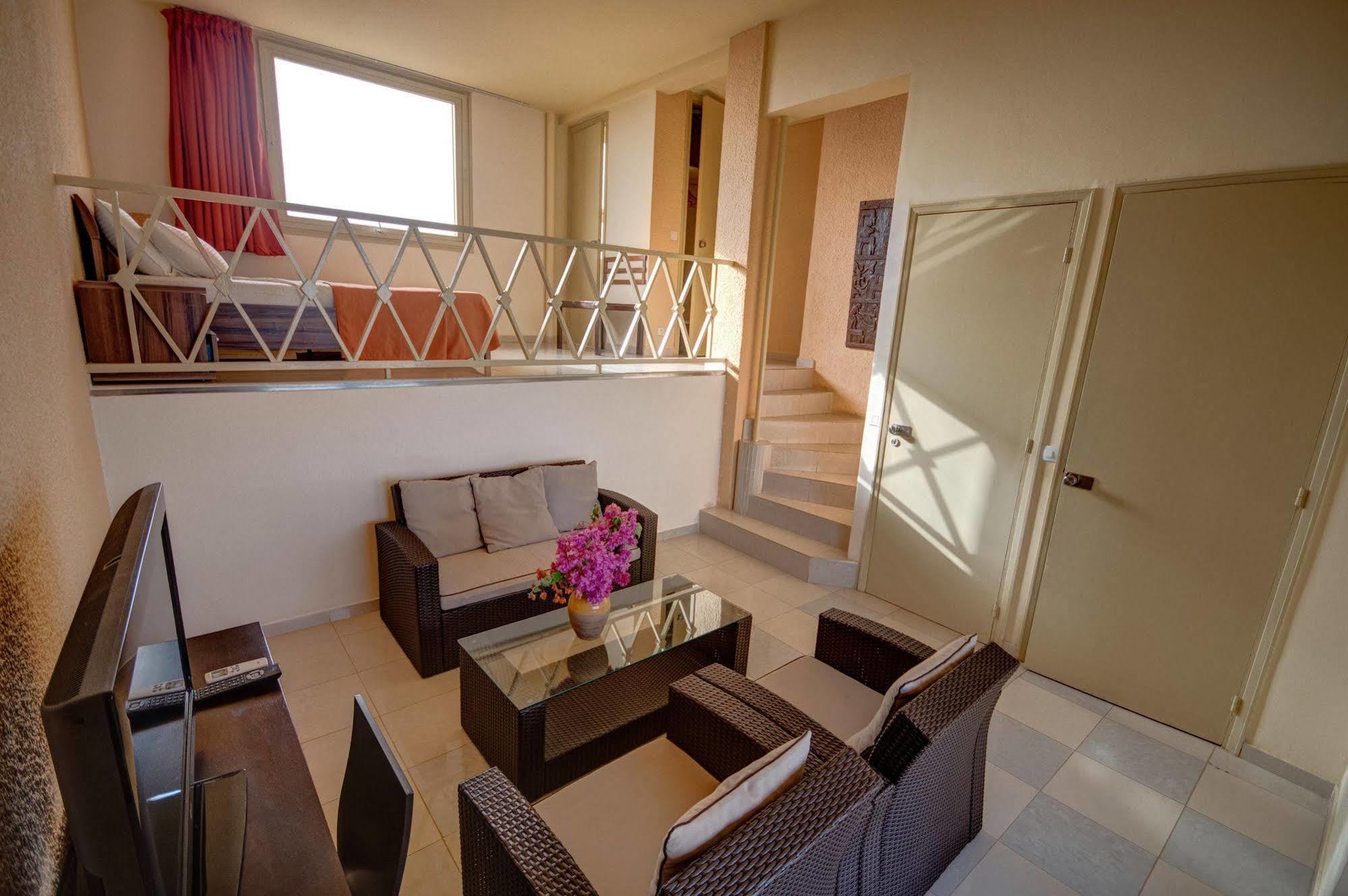 Hotel Ngor Diarama Dakar Esterno foto