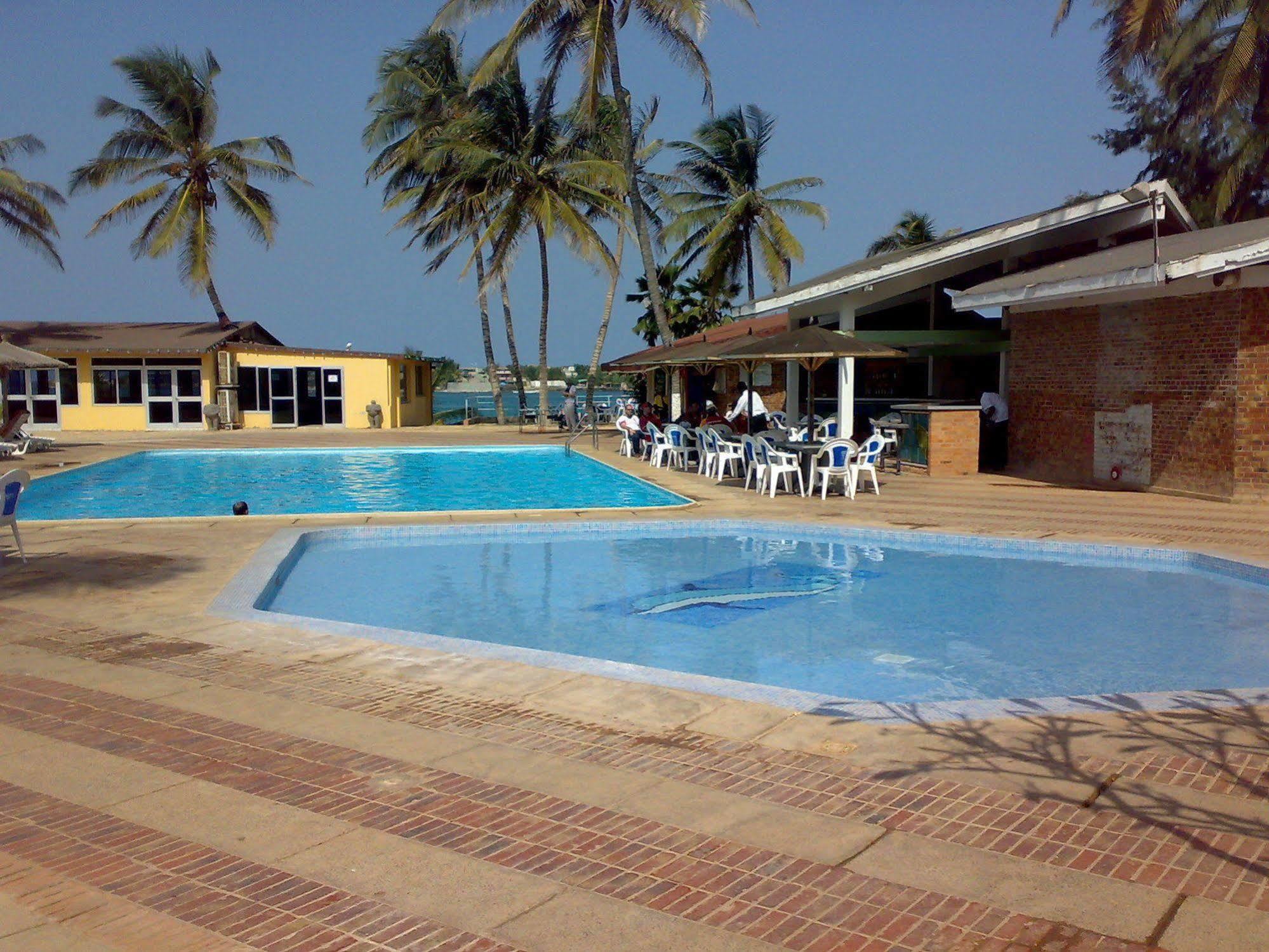 Hotel Ngor Diarama Dakar Esterno foto