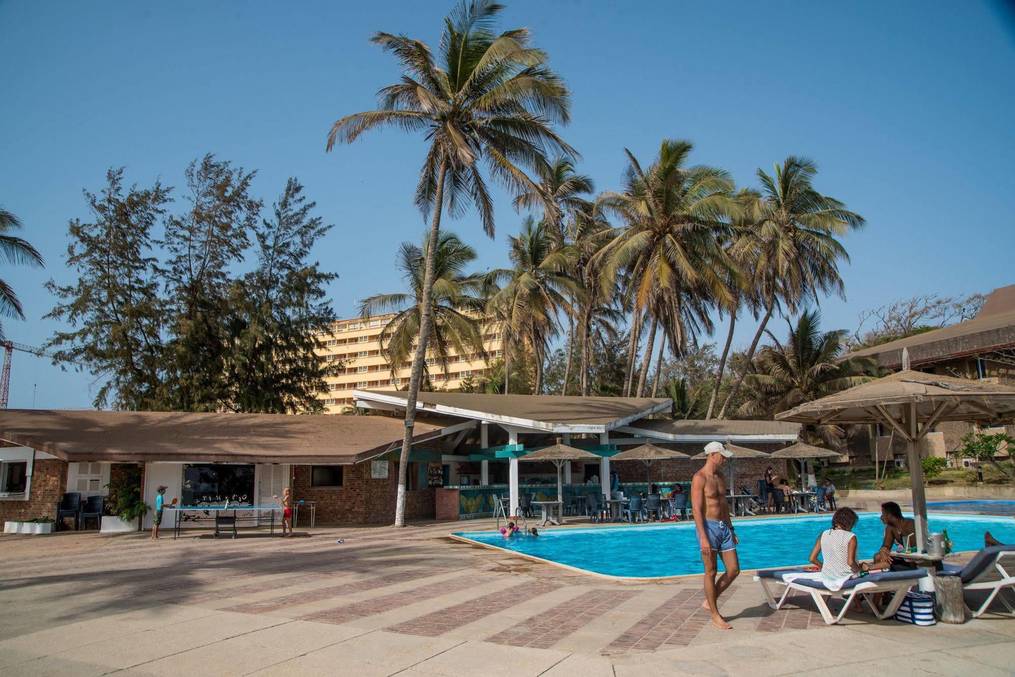 Hotel Ngor Diarama Dakar Esterno foto