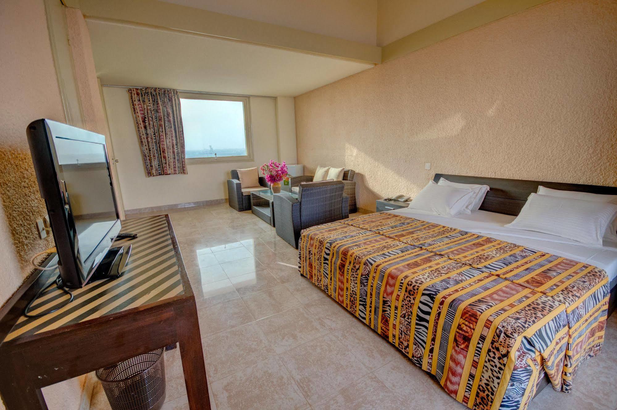 Hotel Ngor Diarama Dakar Esterno foto